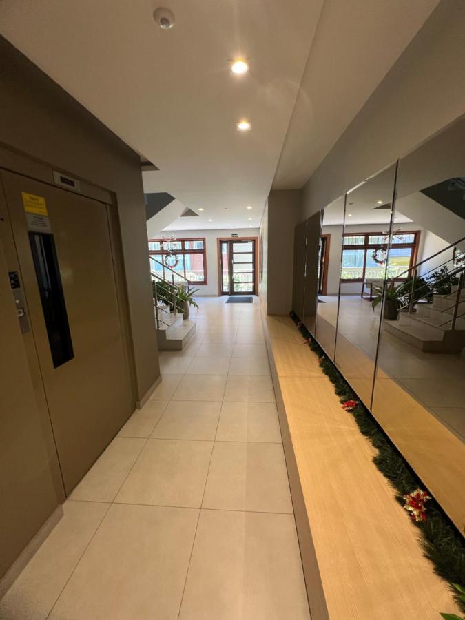 Appartement Amplo Apartamento A 200M Da Rua Coberta à Gramado Extérieur photo